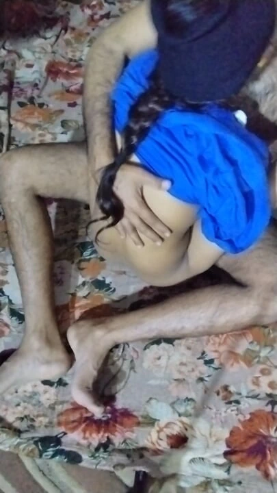 Pakistanlı güzel liseli kız arkadaş tam zevk alıyor