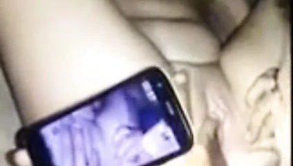 oğlu ve arkadaşı ile hint anne