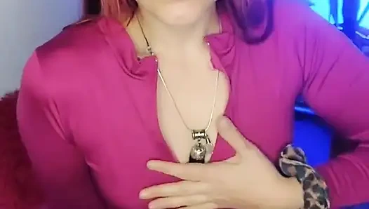 Kocam bir fahişeyi nasıl siktiğimi anlatırken azıyorum!