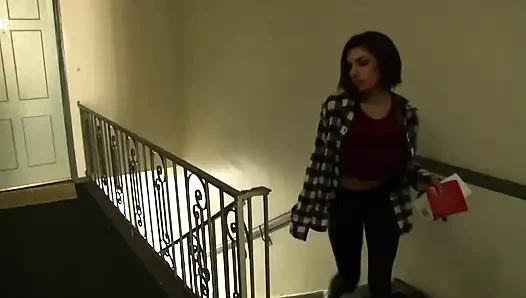 Büyük memeli büyük göt inanılmaz seksi ateşli lezbiyenler makaslıyor