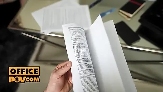 Bakış açısı - minyon ofis sürtüğü Alexa Flexy üçlü sikişiyor
