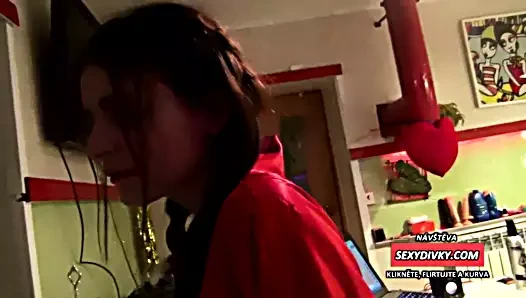 PODVADENI - MANZELKA FUCKED JEJI MANZELE NEJLEPSI PRITEL - D