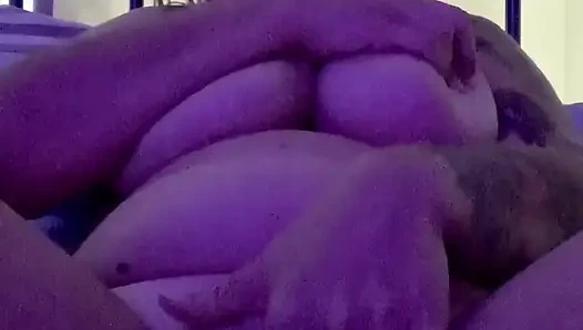 Bir sürü kötü tavşanla mastürbasyon yaptığımın farkına vardım