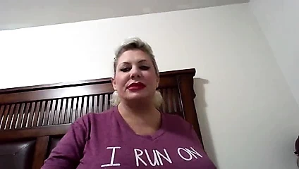 Claudia canlı oturumda yapıyor