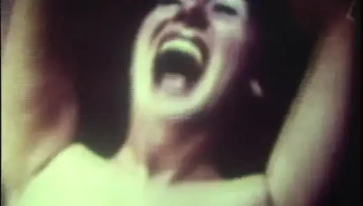 İğrenç, vahşi lanet