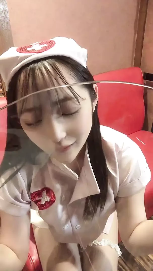 Asmr'daki öpücüğümün sesini duymak ister misin?