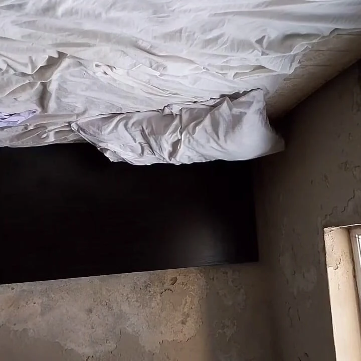 Sürtük bir hatunla gerçek seks alışkanlığını sergiliyor