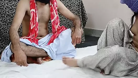 Minyon üvey kız kardeşimi sikiyorum