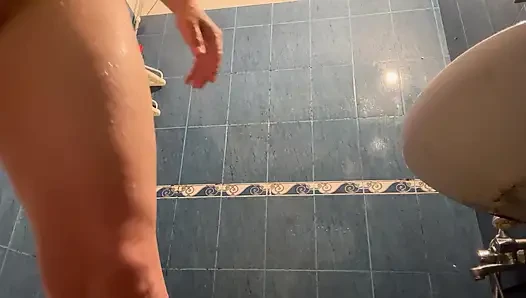 İyi duş sonrası taze ve temiz