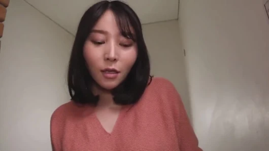 Erika Shiomi Kamerayla Edepsizce Konuşurken Sonsuz Orgazm Yaşıyor