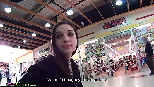 Mallcuties - sevimli genç Liliet yabancılarla seks yapmayı seviyor