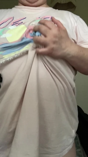 Shybbw100 развлекается с моими игрушками