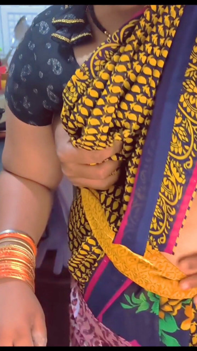 Episode 5, hot neighbor Aunty got bang by 18 years boy | Clip 1