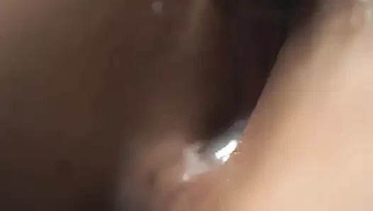 Penetrasyon ve dölleme makro lensle ayrıntılı olarak filme alındı