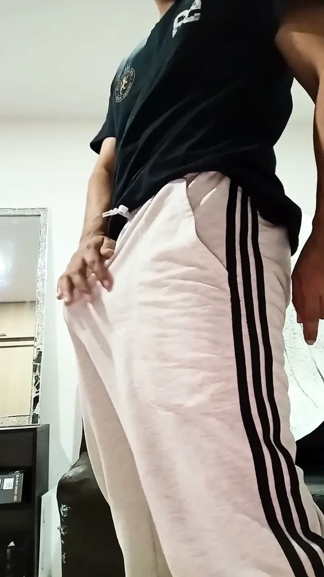 Çok ateşli ve sert giyinen spor giyim