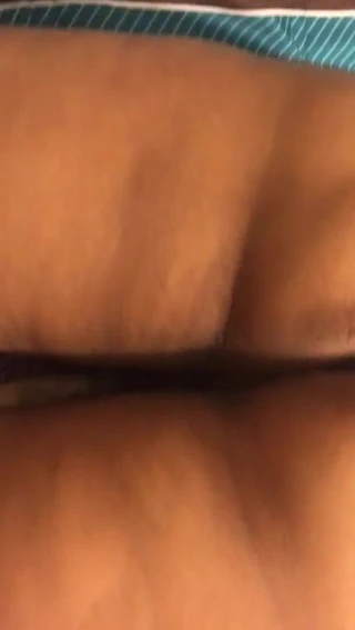 Karım büyük göt güzel bir görünüm