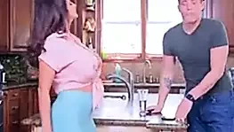 Brazzer ateşli sahne