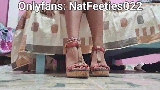 Yeni topuklularımı deniyorum