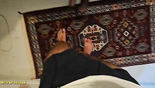 ÜVEYANNESİNİ KÖPEKPOZİSYANINDA SİKTİ