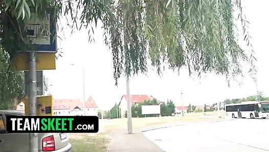 Alyssa Bounty George Uhl iyiliği iade etmeden önce her santime tapıyor