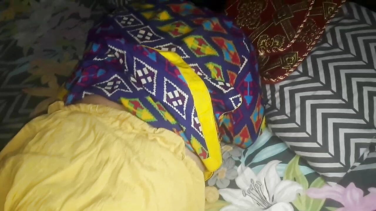 Desi yenge becerdin tarafından dever desi aunty seks ona erkek arkadaş büyük horoz sıcak seks video desi eş xxx video