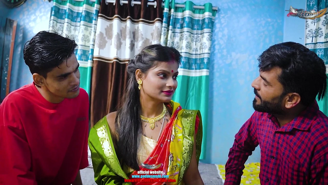 देसी मल्लू आंटी की दो स्थानीय देबार पूरी फिल्म के साथ  चुदाई