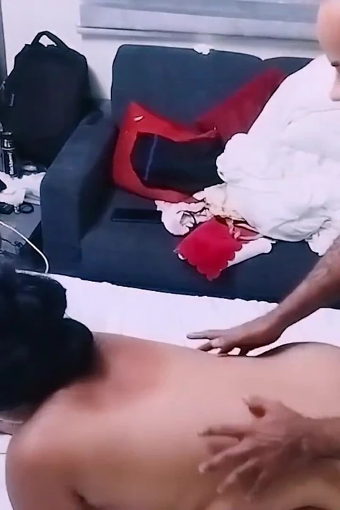 Azgın Hintli orta yaşlı seksi kadın sikişmek istiyor