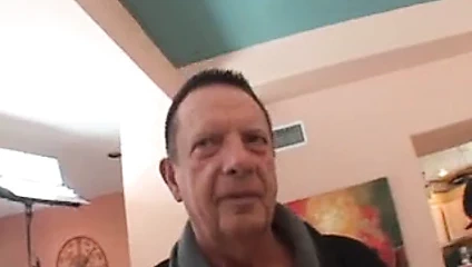 Bir sarışın için güzel çete patlaması