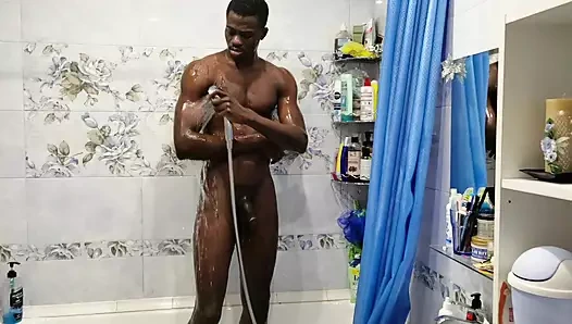 Üvey anne duşta yarak emiyor