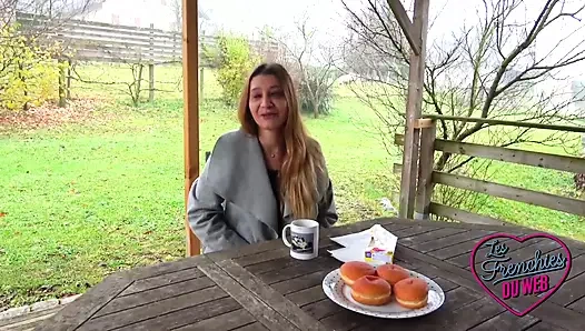 Jessie iki yarakla yaramazı serbest bırakıyor