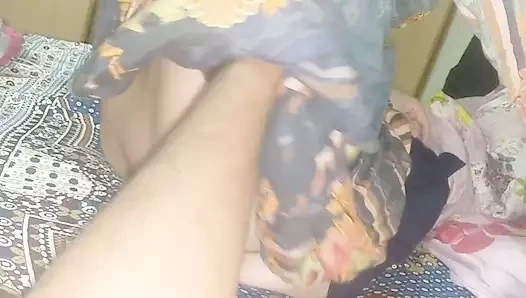 Mutlu ruh haline üzgün ruh hali dönüşümü - desi Hint seks