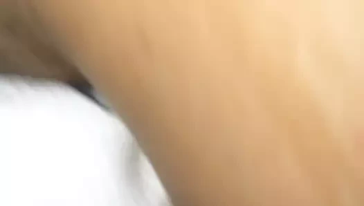 Latin kadının döl temizlemesi