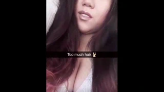 Asya ile güzel göğüsleri olmayan çıplak hızlı vid