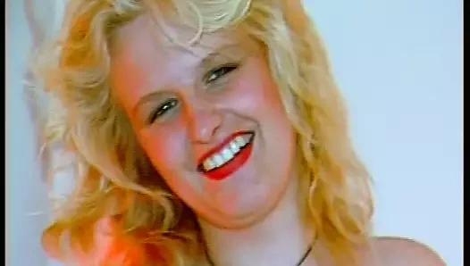 blondes teen will model werden und gibt alles