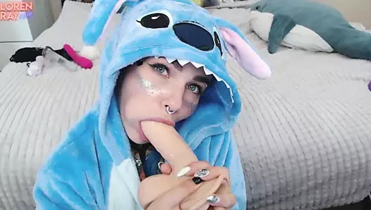 Tatlı sert anal mastürbasyon ve footjob - ayak fetişi