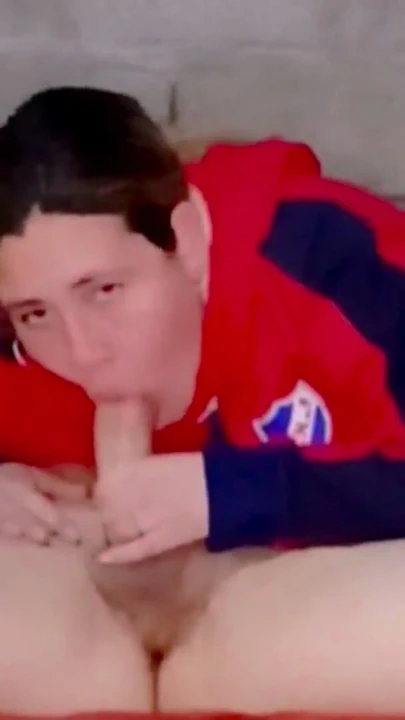 Tombul orta yaşlı seksi kadının ağzına büyük boşalma | Klip 1