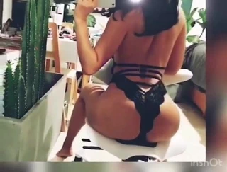 Baştan çıkarıcı mı?
