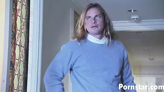 Muhteşem roxy jexel götten sert sikiliyor