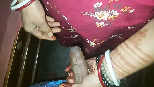 Kayınbiraderi ile sert amcık sikişi, büyük memeli göğüsleri zıplıyor