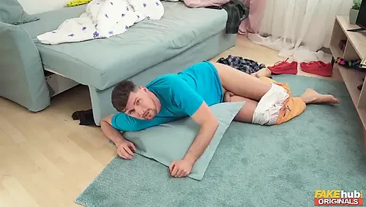 Fakehub originals - balon götlü yoga öğretmeni Josy Black