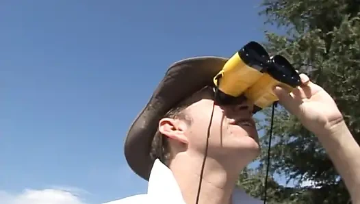 Beyaz adam siyah amcık için can atıyor