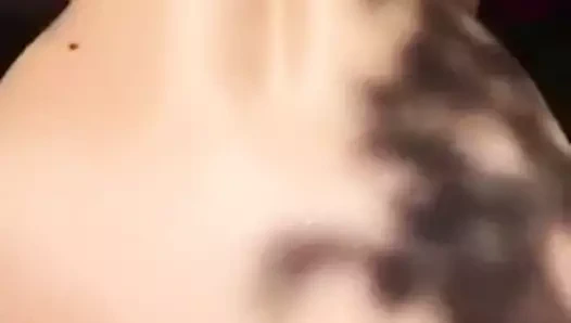 Erkek arkadaşını kıçına verdi