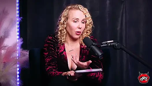 Penny Berber'in filtresiz: orta yaşlı seksi kadın kraliçesinin sırları