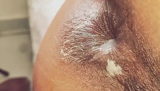 Küçük taç yiyici tarafından götünü tamamen açıyor