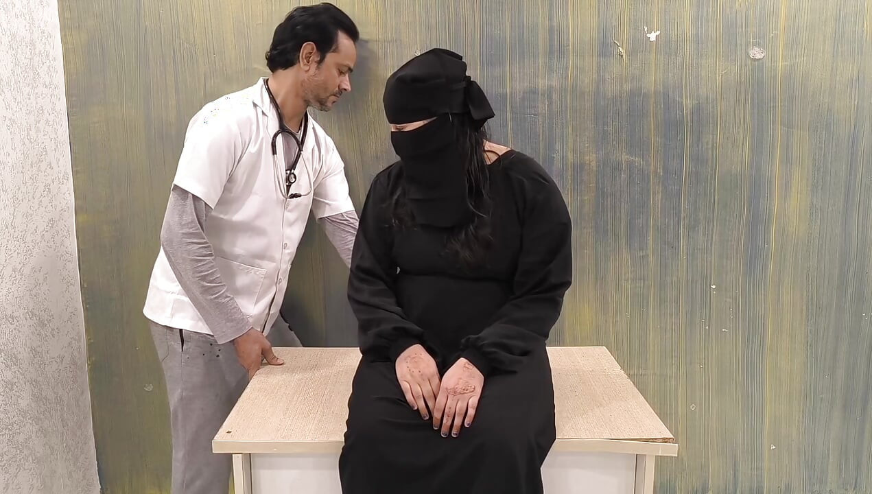 Doktor hastayla sikişiyor