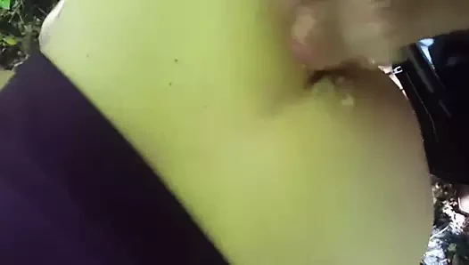 fremder auf parkplatz