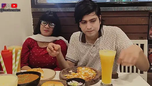 Yemekten çok yarağa aç olduğunu fark ettim