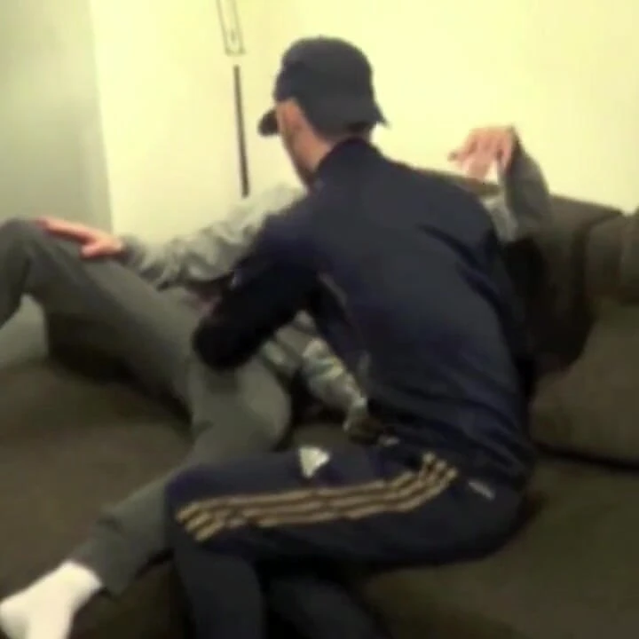 Tiaho fucked by young straight boy discret