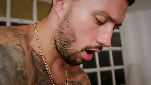 Sert Anal Toplu Seks Ve La Petite Latina White Mells'e Çift Penetrasyon