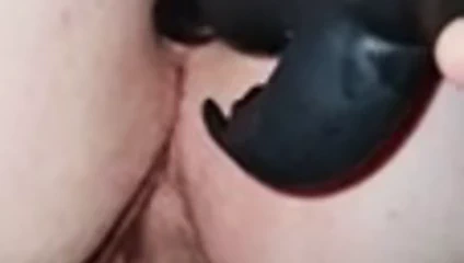 Bbw sikikleri ona büyük şişman göt ile bir vibratör ve esneme nöbeti